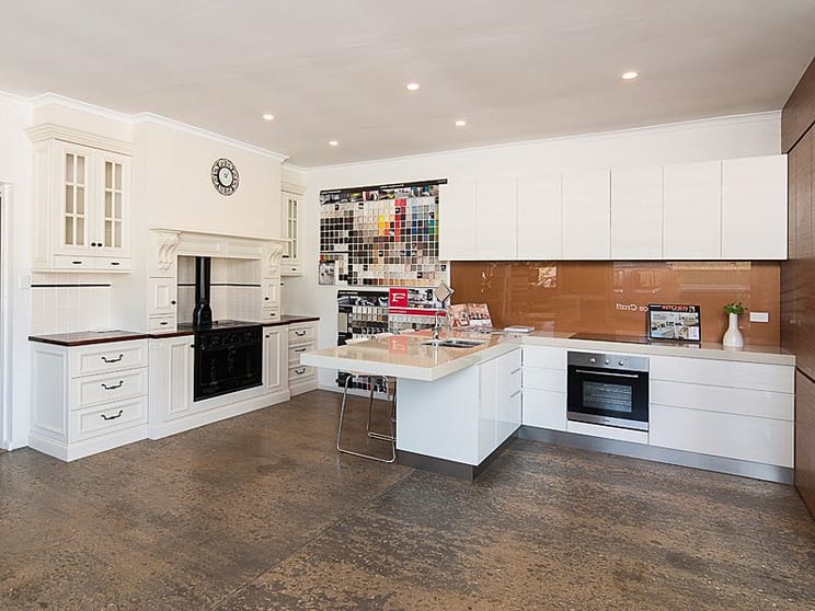 Click to view all images 4 King street Strathalbyn SA 5255 - Image 3