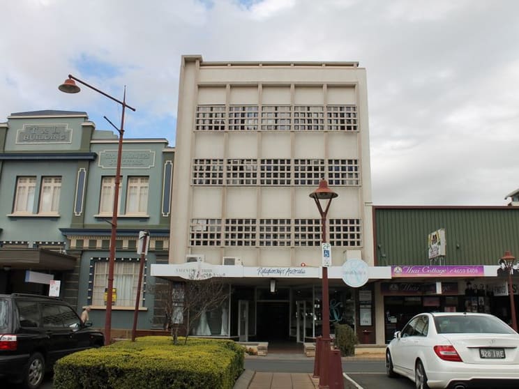 Click to view all images 1/158 Margaret Street Toowoomba City QLD 4350 - Image 1