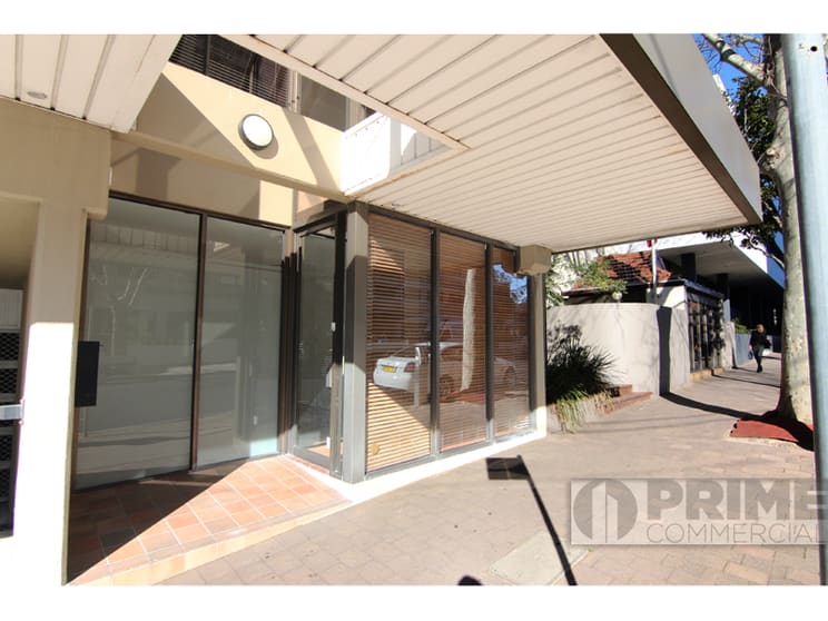 Click to view all images Terrace 1/1-3 Ridge Street North Sydney NSW 2060 - Image 2