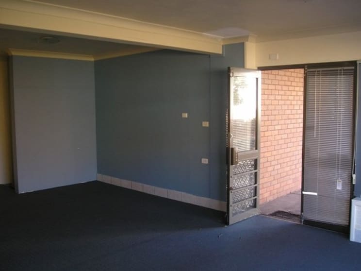 Click to view all images Shop 5 / 6 Pacific Highway Belmont NSW 2280 - Image 3