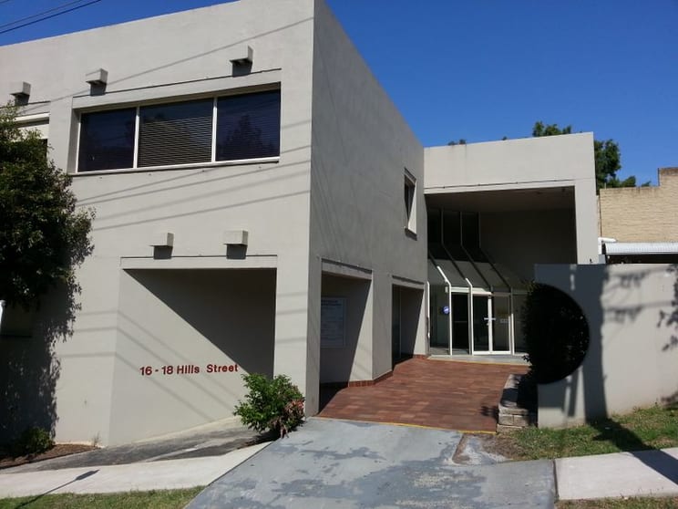 Click to view all images 1 2 3/16 - 18 Hills Street Gosford NSW 2250 - Image 1