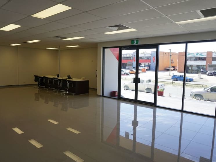 Click to view all images Unit 2/81 Hoskins Street Mitchell ACT 2911 - Image 3