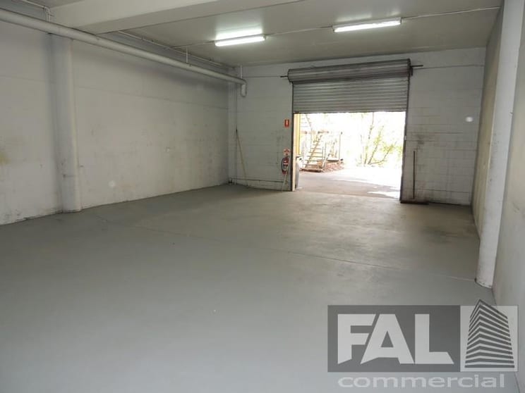 Click to view all images Unit 3/32 Sumners Road Sumner QLD 4074 - Image 3