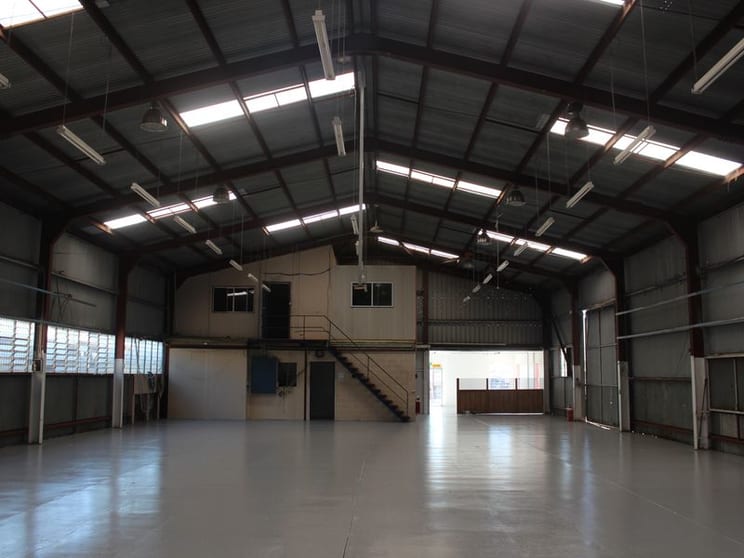 394 South Street Harristown QLD 4350 - Image 2