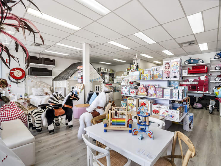 Click to view all images Ground Flo/1138 Burke Road Balwyn North VIC 3104 - Image 2