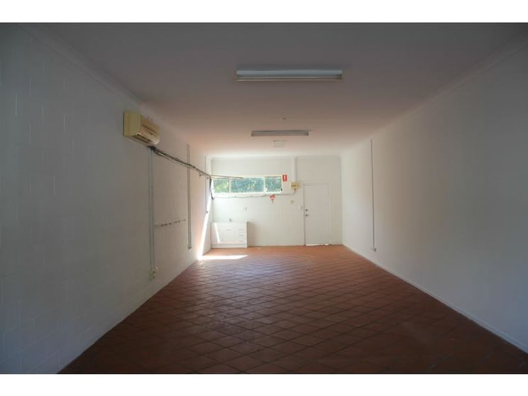 Click to view all images 14 & 15/109 West Burleigh Road Burleigh Heads QLD 4220 - Image 2