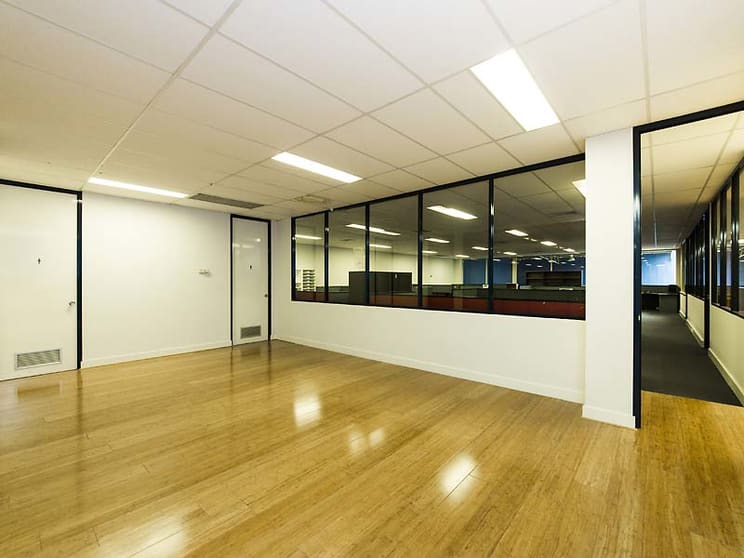 Click to view all images 45 Triumph Avenue Wangara WA 6065 - Image 3