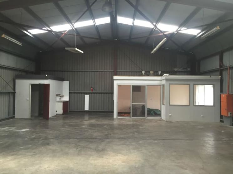 Click to view all images SHOP 2- 26-28 Jacobsen Crescent Holden Hill SA 5088 - Image 2