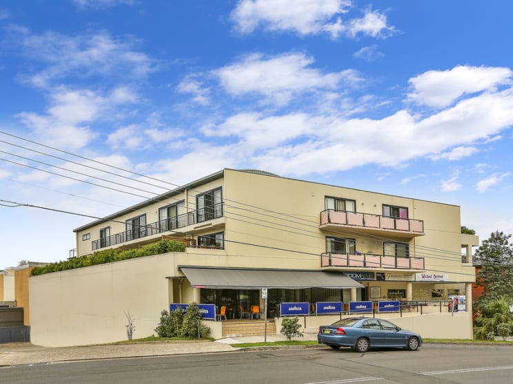 4/13-15 Francis Dee Why NSW 2099 - Image 1