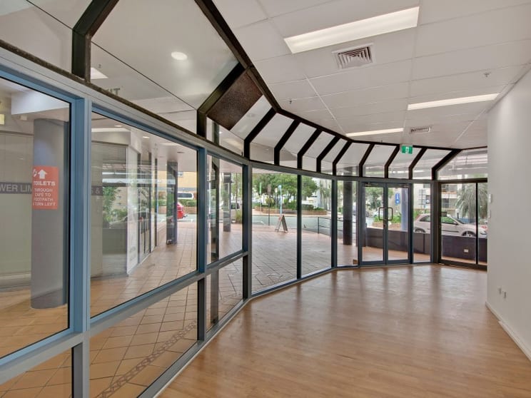 2/30 Minchinton Street Caloundra QLD 4551 - Image 3