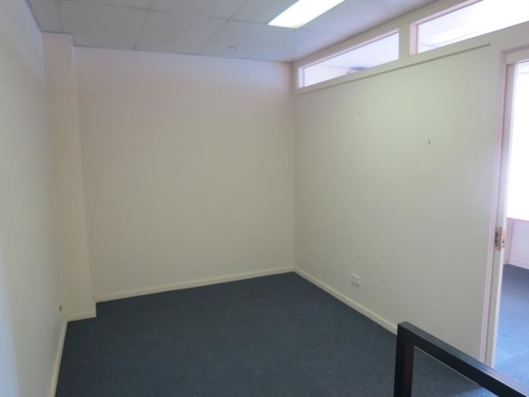 Click to view all images 57 Fairford Road Padstow NSW 2211 - Image 2