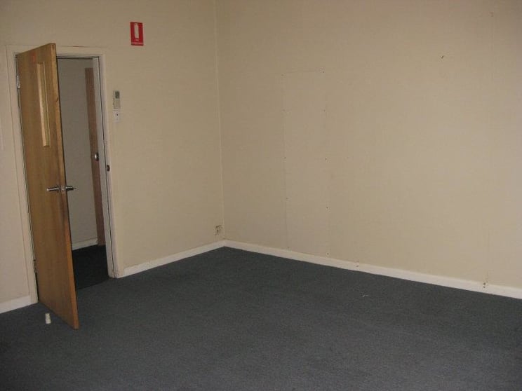 Click to view all images 149 Plenty Road Preston VIC 3072 - Image 3