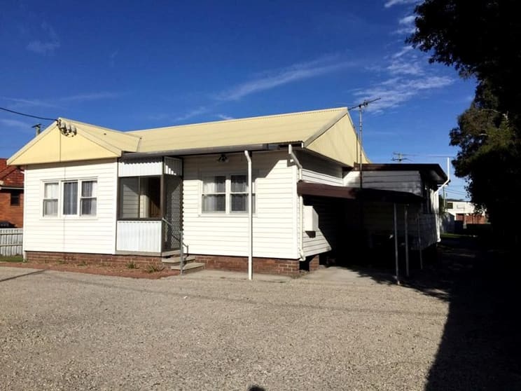 Click to view all images 736 Main Road Edgeworth NSW 2285 - Image 2