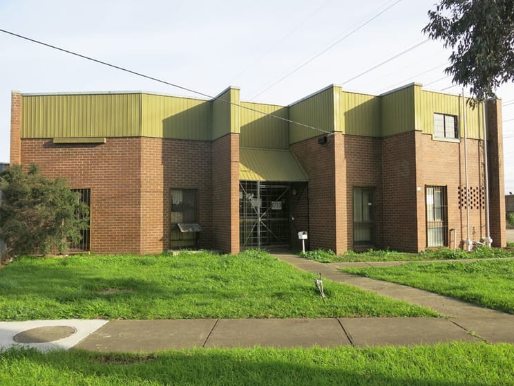 Click to view all images 1/13 Aylward Avenue Thomastown VIC 3074 - Image 2