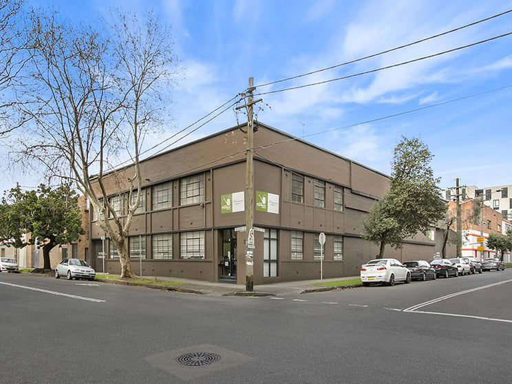 Click to view all images 19 Ralph Street Alexandria NSW 2015 - Image 1