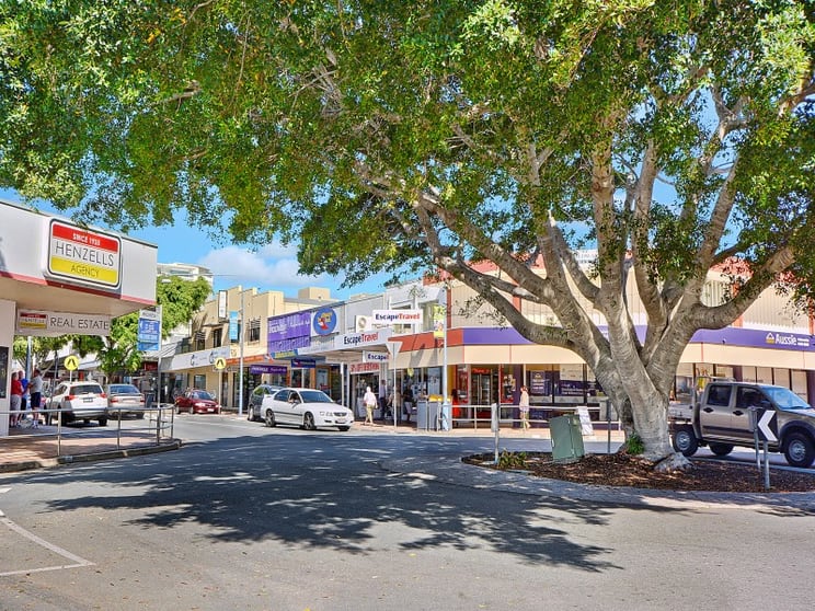Click to view all images 5 & 6/45-47 Minchinton Street Caloundra QLD 4551 - Image 1