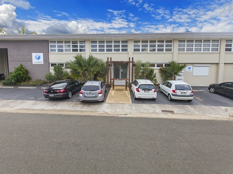 Click to view all images 1 & 7 Derelle Street Woolloongabba QLD 4102 - Image 1