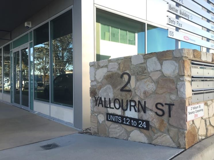 Click to view all images 2 Yallourn Street Fyshwick ACT 2609 - Image 3