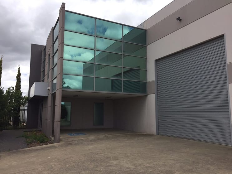 Click to view all images 23B Merri Concourse Campbellfield VIC 3061 - Image 3