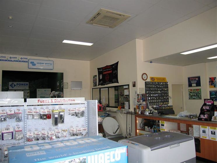 Click to view all images Strathpine QLD 4500 - Image 2