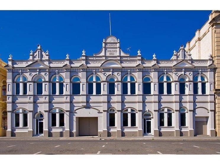 Click to view all images 189 East Street Rockhampton City QLD 4700 - Image 1