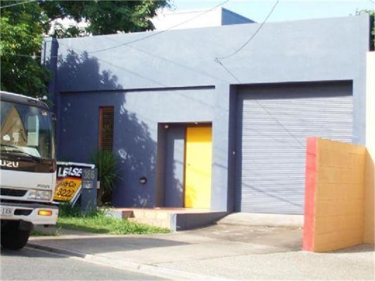 Click to view all images West End QLD 4101 - Image 1