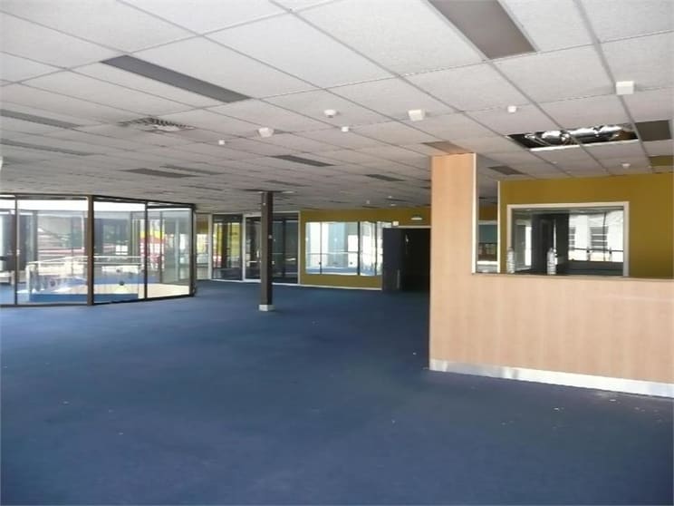 Click to view all images High (Cnr Separation) Street Northcote VIC 3070 - Image 2