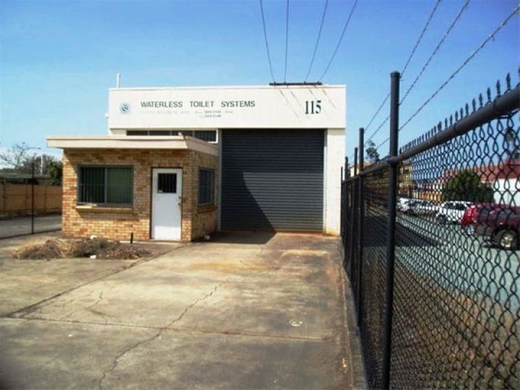 Click to view all images Strathpine QLD 4500 - Image 1