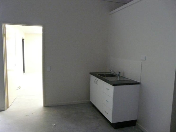 Click to view all images 3/12 Paisley Drive Lawnton QLD 4501 - Image 3
