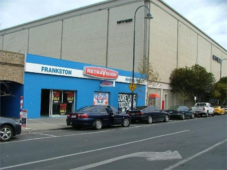 Click to view all images 42 Beach Street Frankston VIC 3199 - Image 2