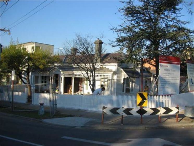 Click to view all images 3 Burgundy Street Heidelberg VIC 3084 - Image 2