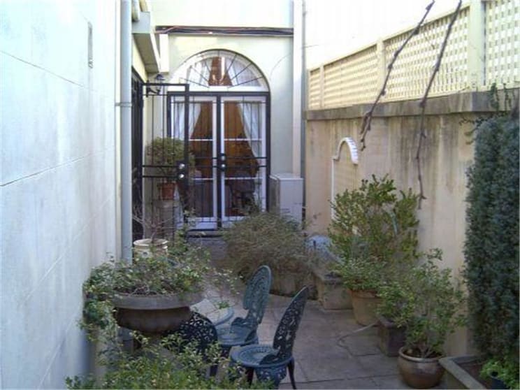 Click to view all images 9 Brown Street Newtown NSW 2042 - Image 3