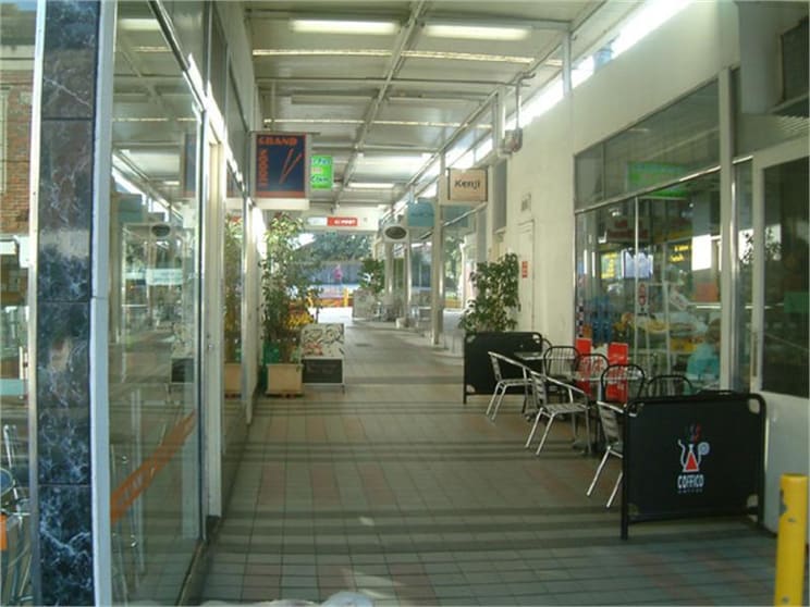 Click to view all images Shop 9/1405-1411 Toorak Road Camberwell VIC 3124 - Image 2
