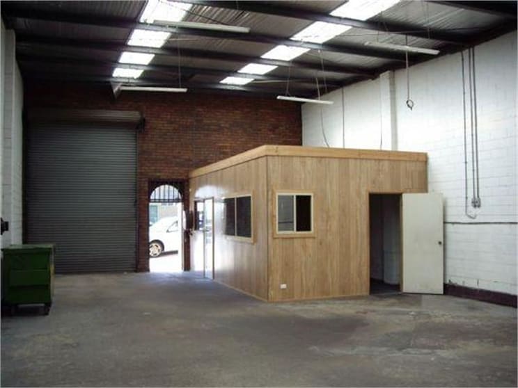 Click to view all images Unit 1/10 Elonera Road Noble Park VIC 3174 - Image 3