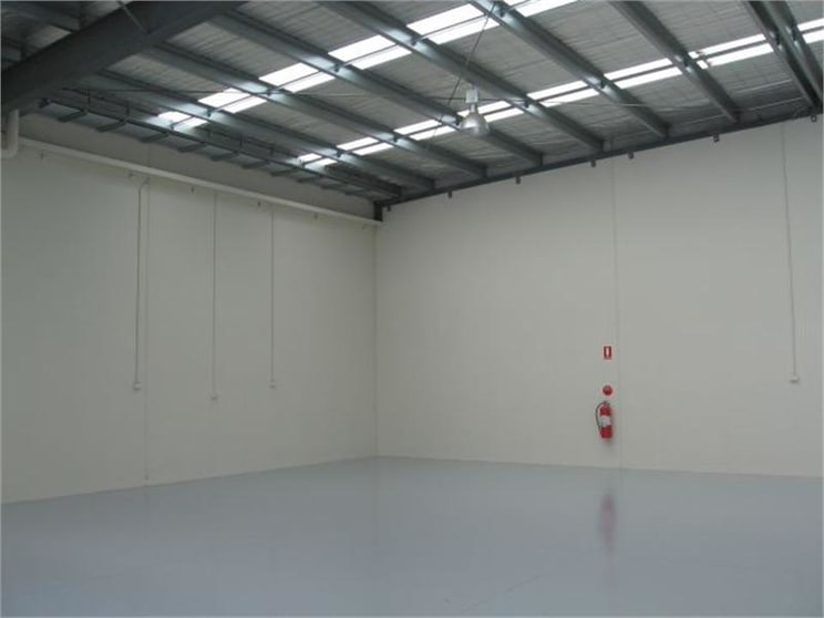 Click to view all images 1/88 Star Crescent Hallam VIC 3803 - Image 2
