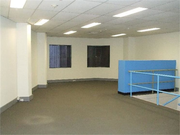 Click to view all images 11/380 Eastern Valley Way Chatswood NSW 2067 - Image 3