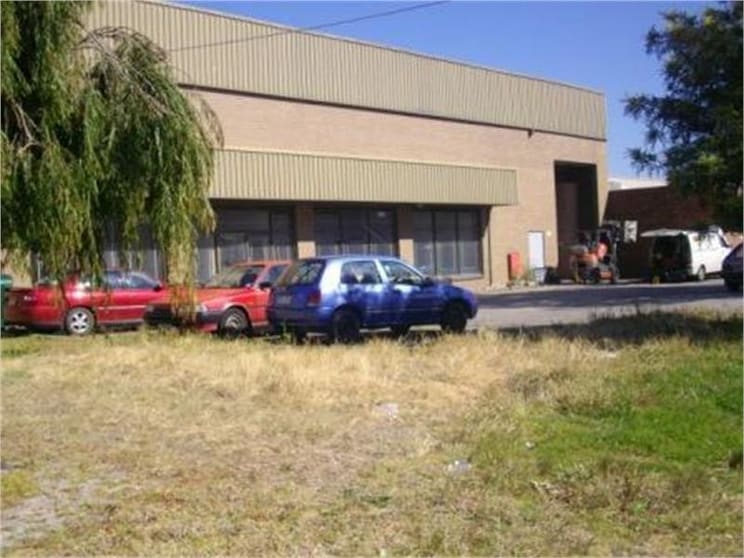 Click to view all images 65 Crn Dehavilland Road & Bond Street Mordialloc VIC 3195 - Image 1