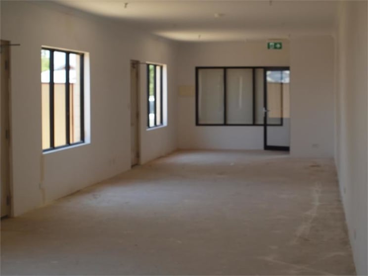 Click to view all images 2/58 Coolamon Bvd Ellenbrook WA 6069 - Image 3