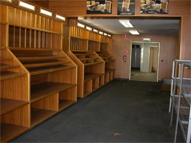 Click to view all images 144 Chapel Street St Kilda VIC 3182 - Image 2