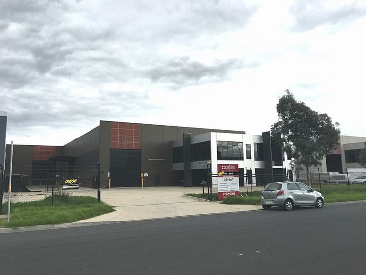 Click to view all images 21-25 Villas Rd Dandenong VIC 3175 - Image 1