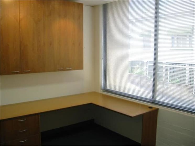 Click to view all images Toowong QLD 4066 - Image 2