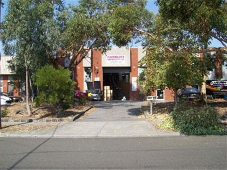 Click to view all images 79 Parkhurst Drive Knoxfield VIC 3180 - Image 1