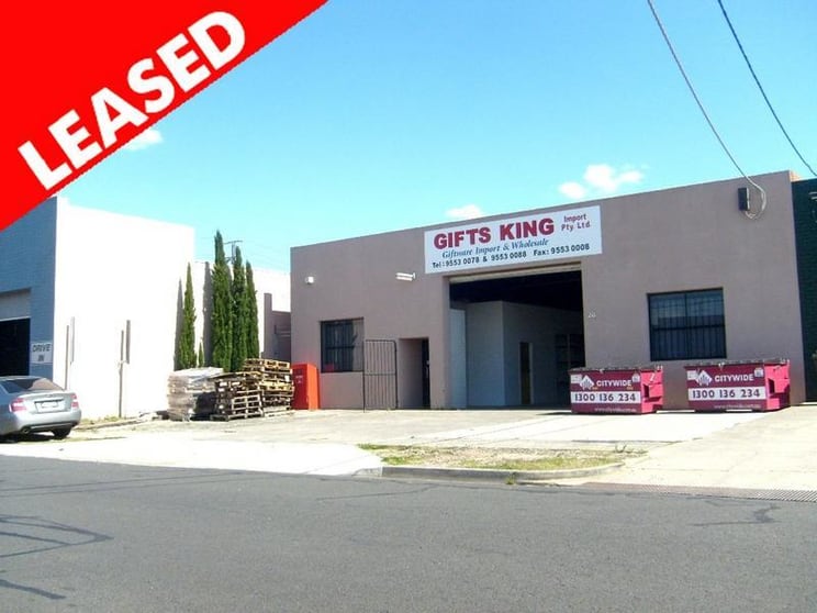 Click to view all images 28 Ebden Street Moorabbin VIC 3189 - Image 1