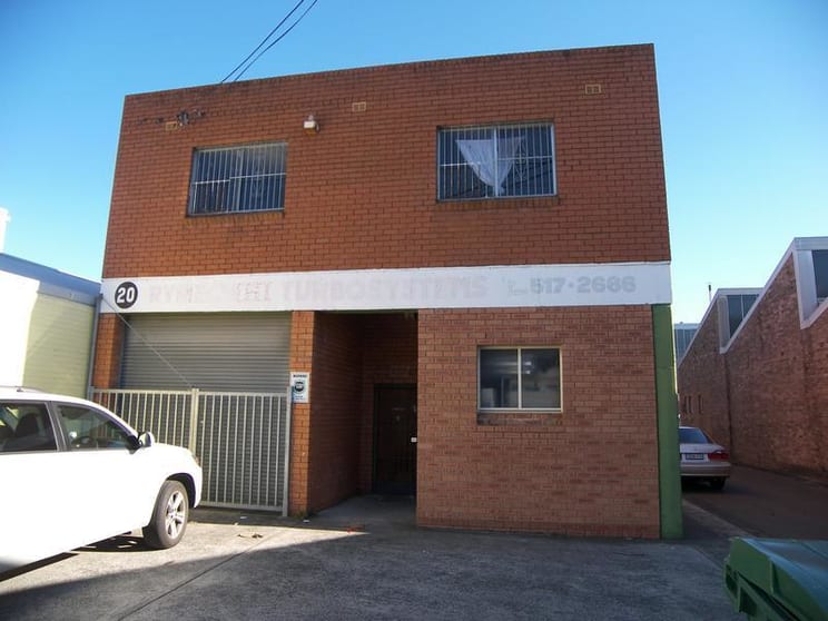 Click to view all images 1/20 Cadogan Street Marrickville NSW 2204 - Image 1