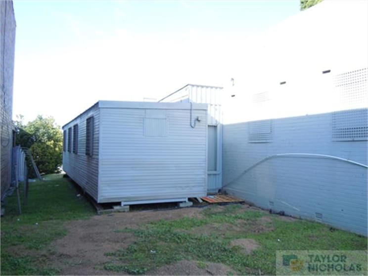 Click to view all images 259 Old Northern Road Castle Hill NSW 2154 - Image 2