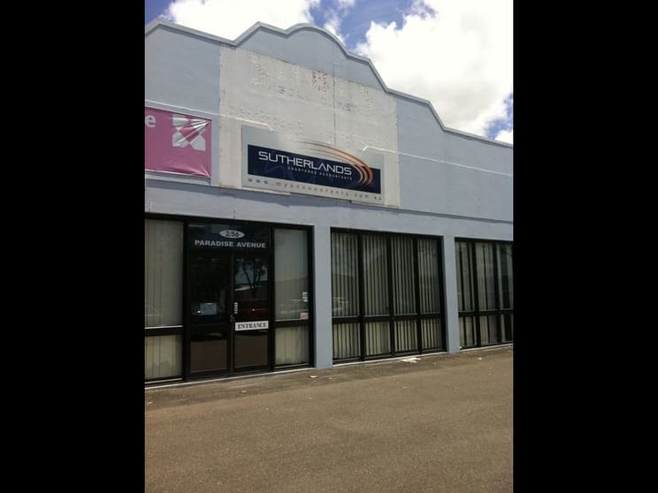 Click to view all images 1B/54 Paradise Avenue Miami QLD 4220 - Image 2