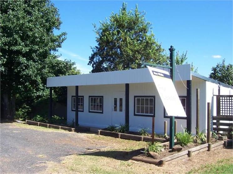 Click to view all images 411 Bells Line Of Road Kurmond NSW 2757 - Image 3