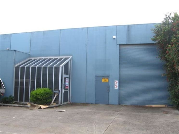 Click to view all images 4/6 Viewtech Place Rowville VIC 3178 - Image 1