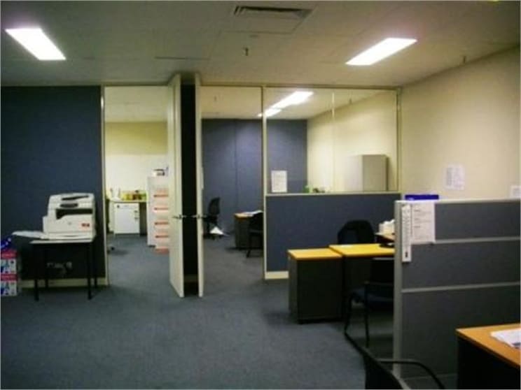 Rear 5A Hub Arcade Dandenong VIC 3175 - Image 2