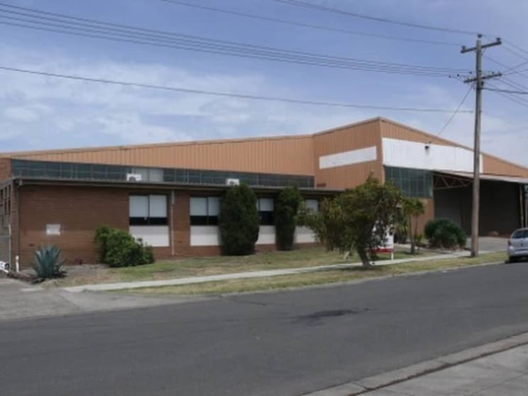 Click to view all images 32-34 Malua Street Reservoir VIC 3073 - Image 1
